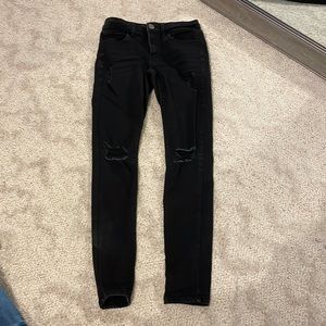 Juniors black jeans
